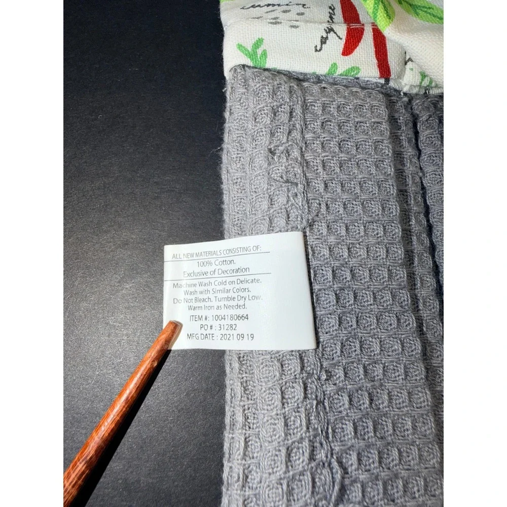 Demdaco Kitchen Boa Gray Waffle Towel Friends Add Flavor to Life Herb Print NEW